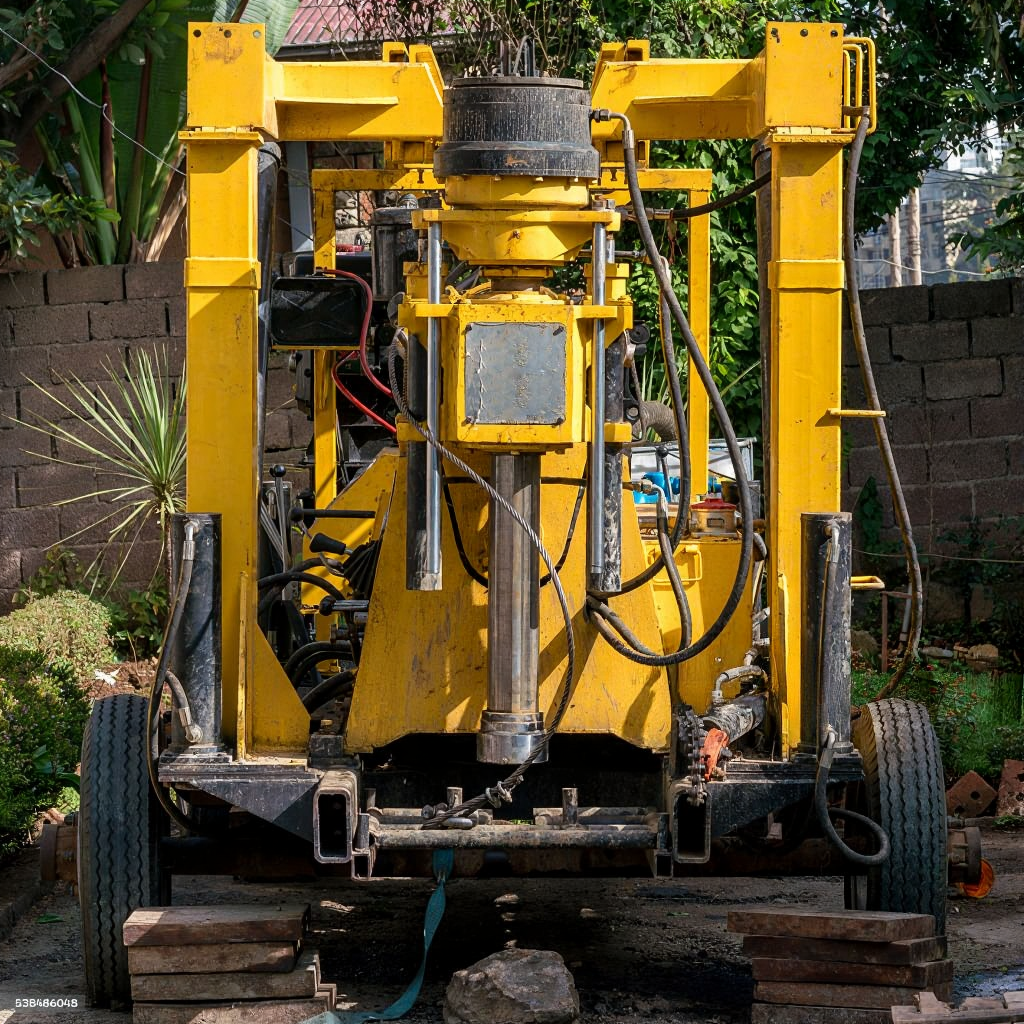 Construction and drilling rig