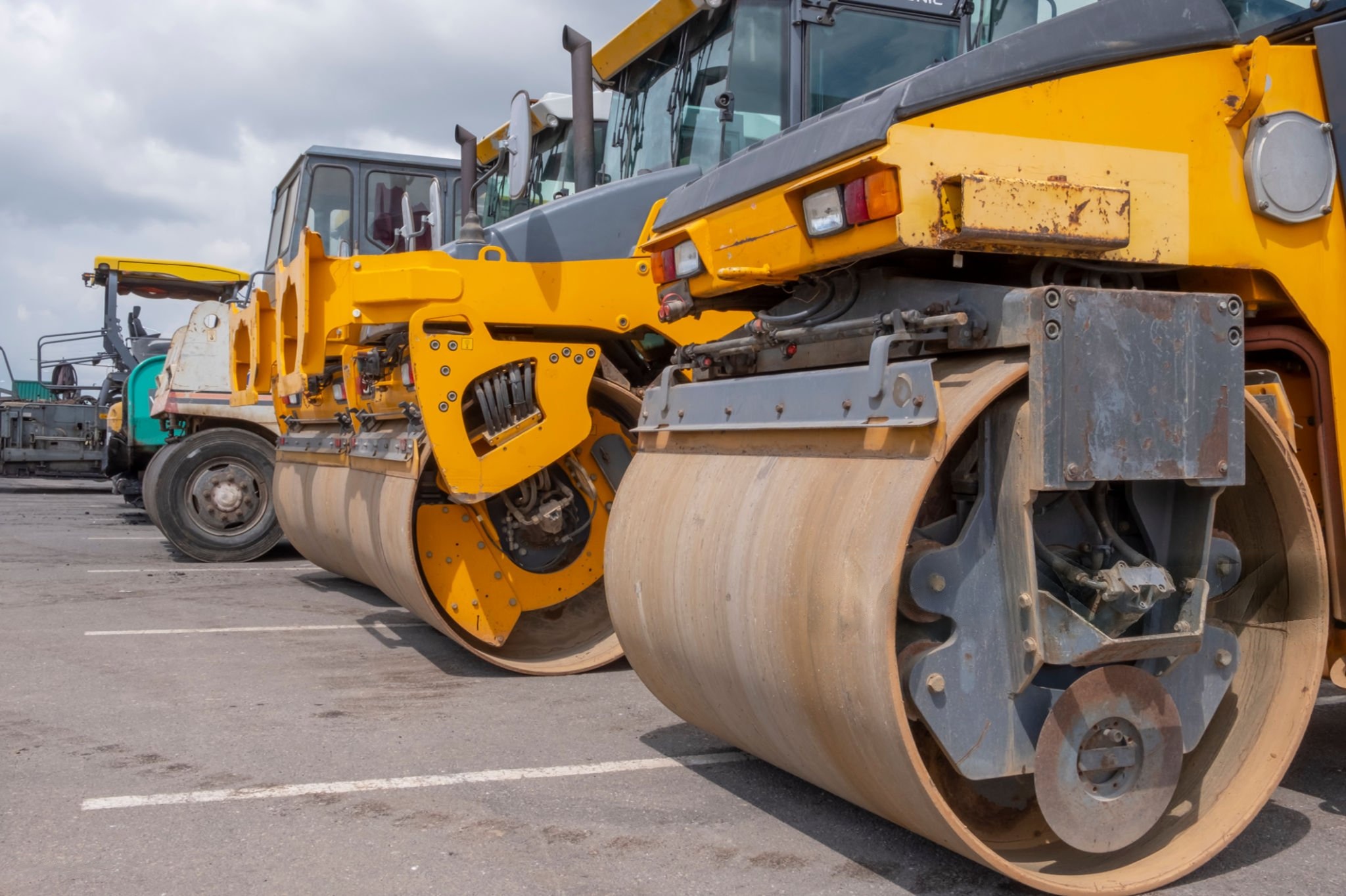 Hard Leasing - trucks and equipment